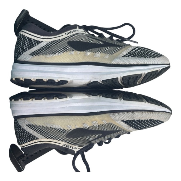 Brooks Revel Running Shoes Black Gray Mens size 8.5 running athletic mens shoes - Picture 6 of 15